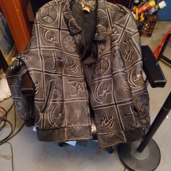 Al-Wissam World Peace Bomber Jacket - Picture 9 of 9